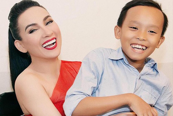 Nhận con nuôi trong showbiz Việt ví như con lươn trơn tuột?