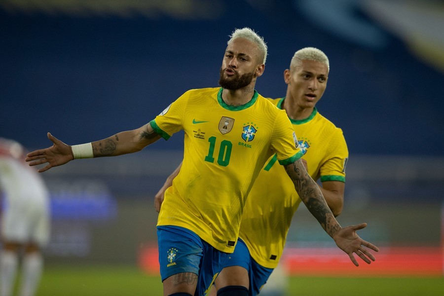 Siêu Neymar giúp Brazil bay cao tại Copa America
