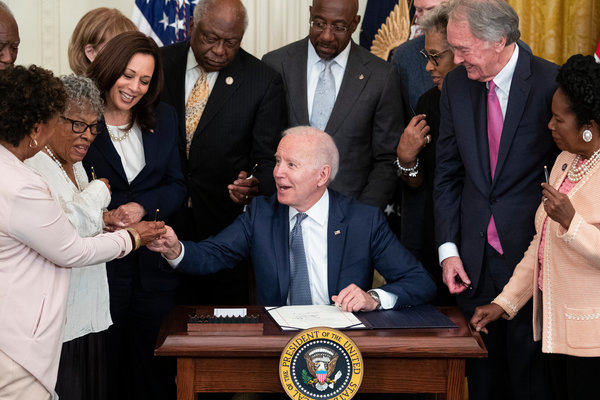 Mỹ chính thức đưa ngày 19/6 thành ngày nghỉ lễ quốc gia