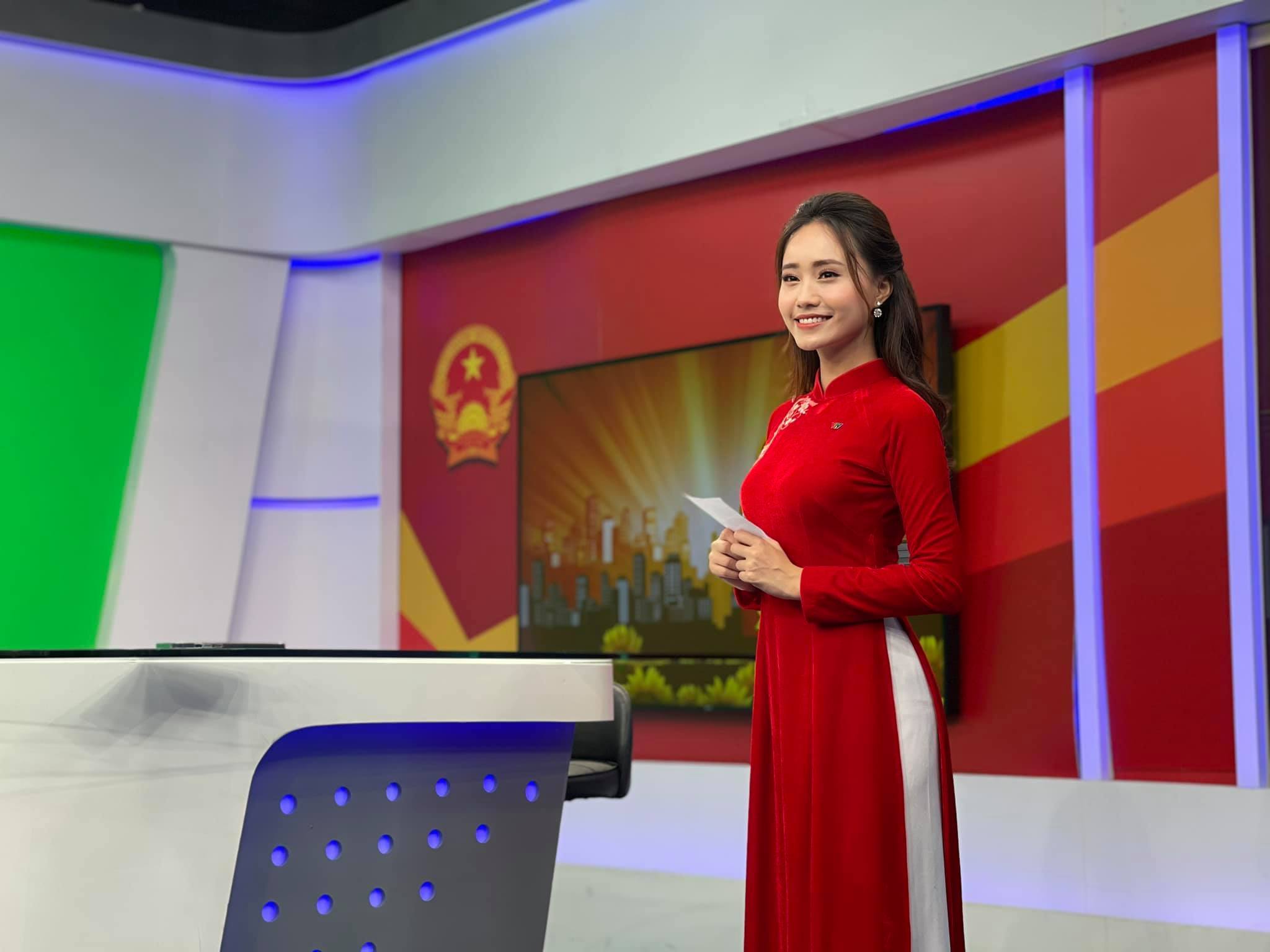 MC Xuân Anh VTV: 'Tôi chưa bao giờ nghĩ sẽ đổi nghề'