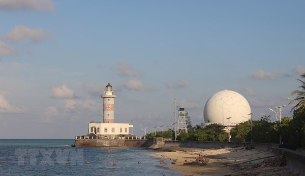 Lighthouses affirm Vietnam's sovereignty over seas and islands