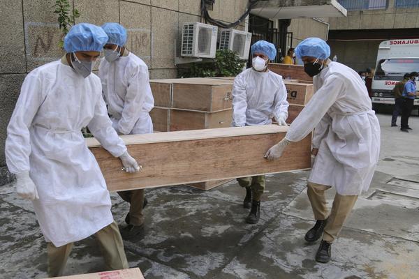 Thế giới vượt mốc 4 triệu người tử vong vì Covid-19