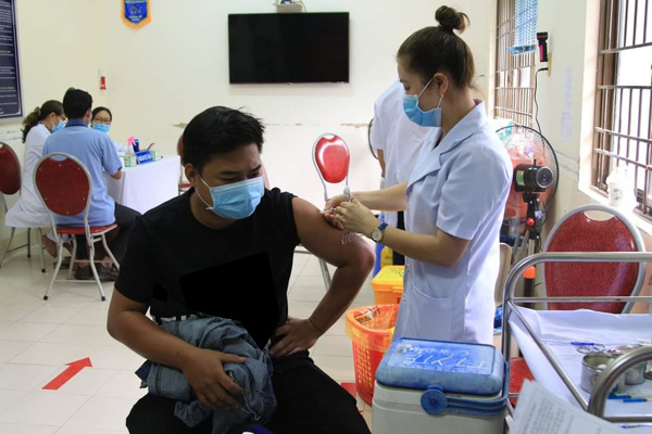 Bà Rịa - Vũng Tàu đề nghị được mua 1,5 triệu liều vắc xin trong tháng 7