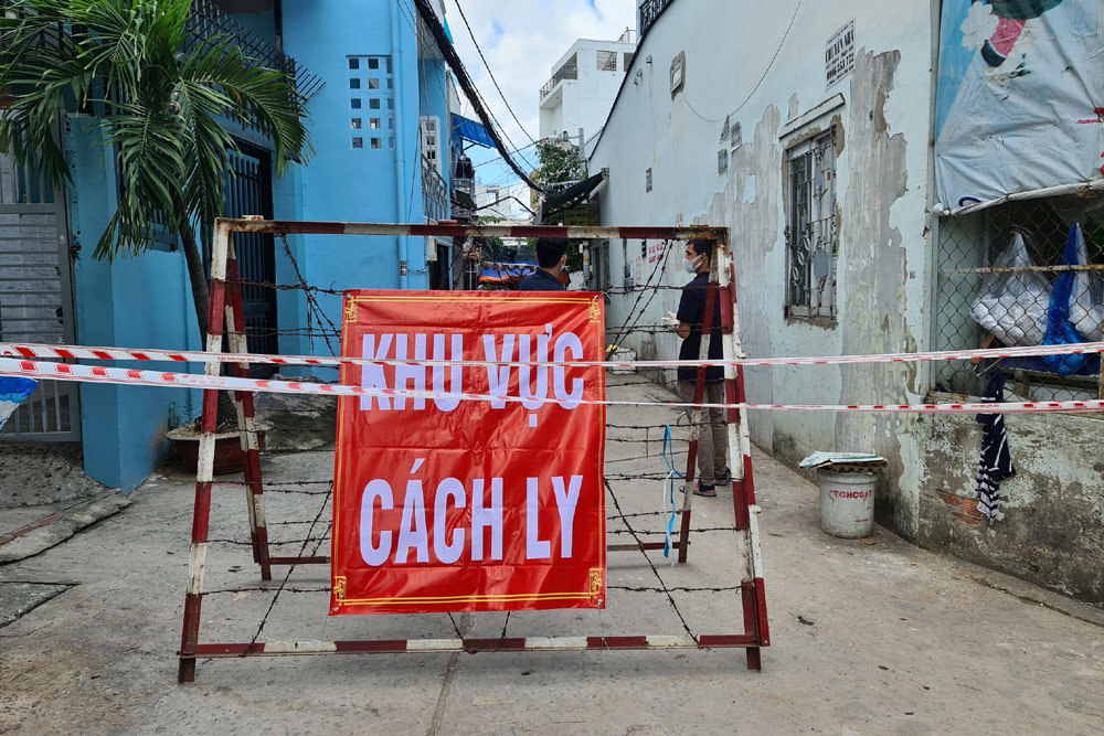 TP.HCM 'lệnh' phong tỏa ba khu phố nhiều ca Covid-19 nhất quận Bình Tân