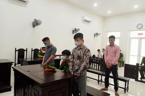 Kết đắng cho người đàn ông vác kiếm chém trộm liên tiếp ở Hà Nội