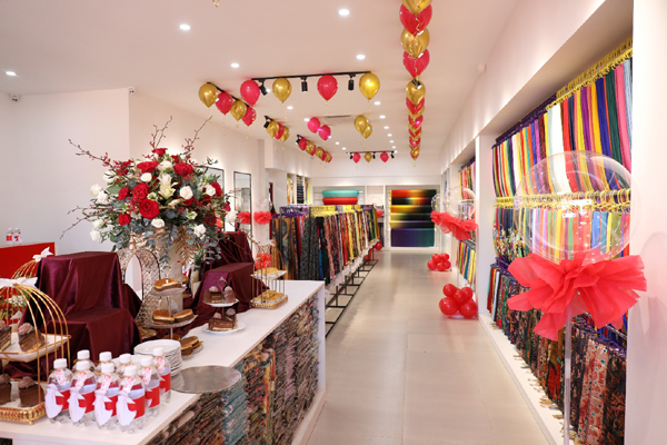 Vải áo dài Cẩm Tú - nức tiếng Đồng Nai