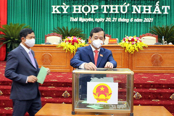 Thái Nguyên: Chủ tịch HĐND, UBND tỉnh tái cử với số phiếu tuyệt đối