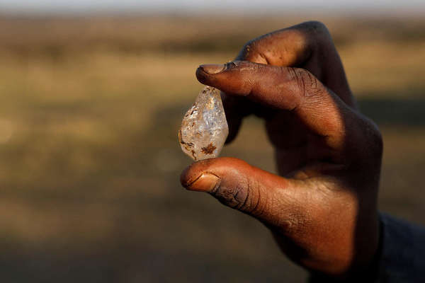 Dân Nam Phi 'vỡ mộng' cơn sốt kim cương