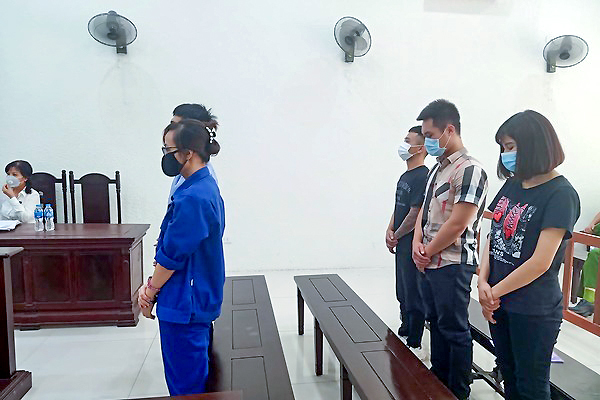 Chiêu ‘vay tiền ngân hàng không phải trả nợ’ của nhóm lừa đảo