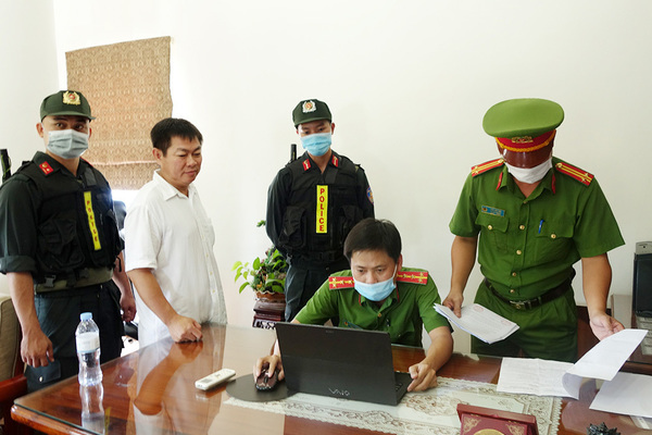 Truy nã nguyên tổng giám đốc chiếm đoạt 600 tỷ đồng, công an nói 'ai cũng có quyền bắt'