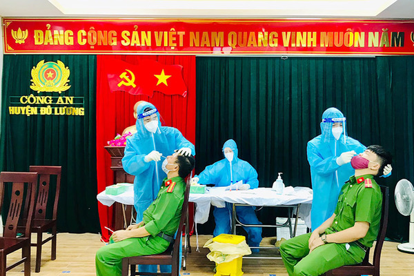 Chiến sĩ dương tính SARS-CoV-2, phong toả trụ sở công an huyện Đô Lương