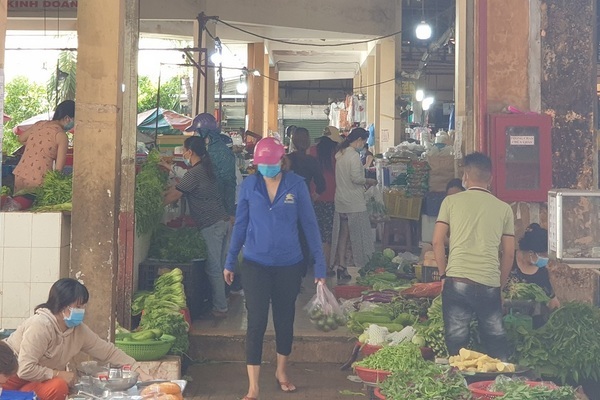 Thông báo khẩn tìm người đến khu chợ có chuỗi 43 ca Covid-19 ở quận Bình Tân