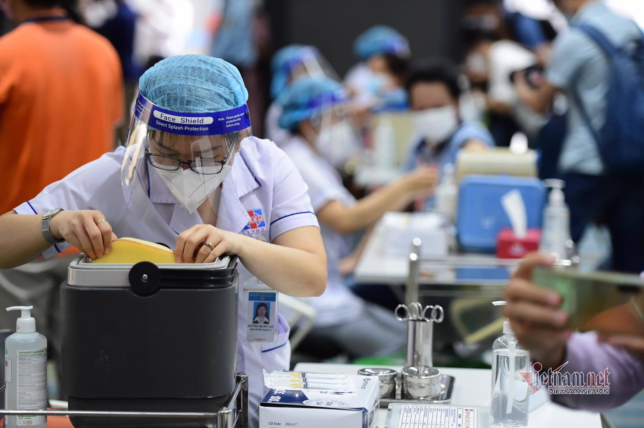 Sẽ có thêm hệ thống quản lý tiêm chủng và Chứng nhận tiêm chủng vắc xin Covid-19 điện tử
