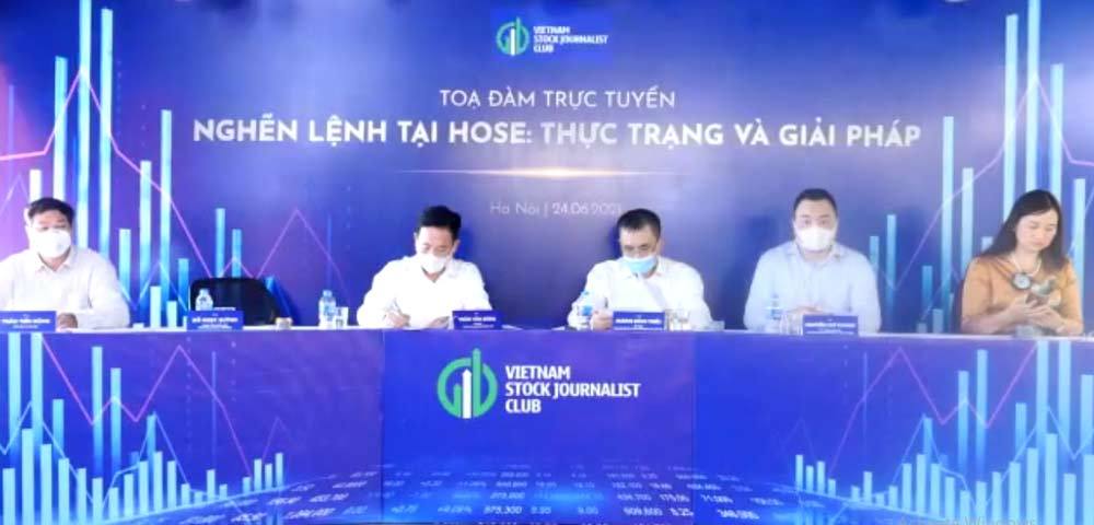 Chủ tịch UB Chứng khoán: Nhận thức chưa thấu đáo, nợ nhiều lời xin lỗi