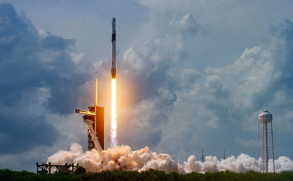 Cái tên mới nổi trong cuộc đua không gian với SpaceX