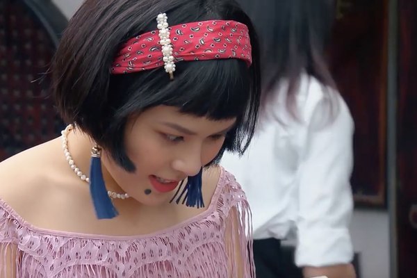 'Hương vị tình thân' tập 49, Nam đứng hình khi bị Long gọi là 'con lợn'
