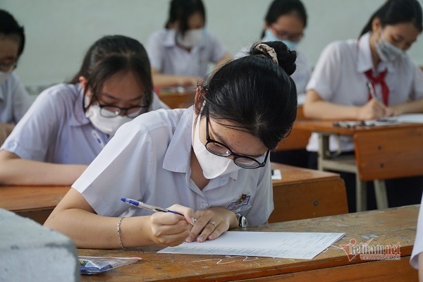 Ba thí sinh đạt điểm 10 môn Toán thi vào lớp 10 ở Đà Nẵng