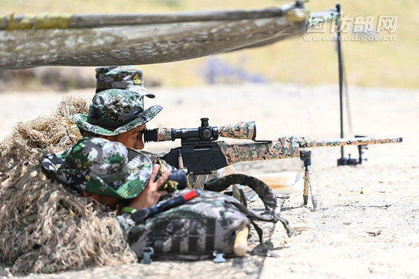 Hình ảnh Trung Quốc tập trận quy mô 'kỷ lục' ở Tây Tạng