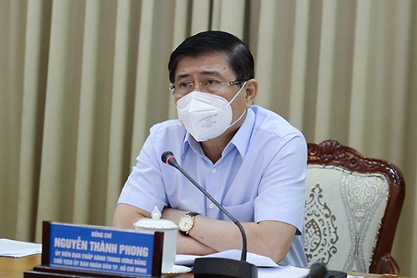 Chủ tịch TP.HCM: Áp dụng biện pháp cao hơn Chỉ thị 16 mà ca nhiễm chưa giảm