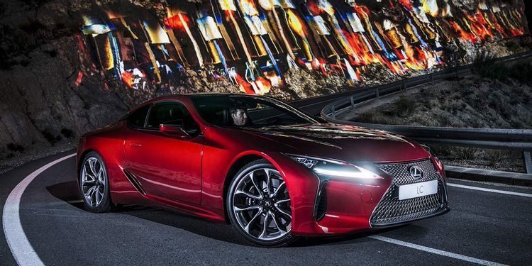 Những mẫu xe 'cơ bắp' đáng mong đợi nhất năm 2022