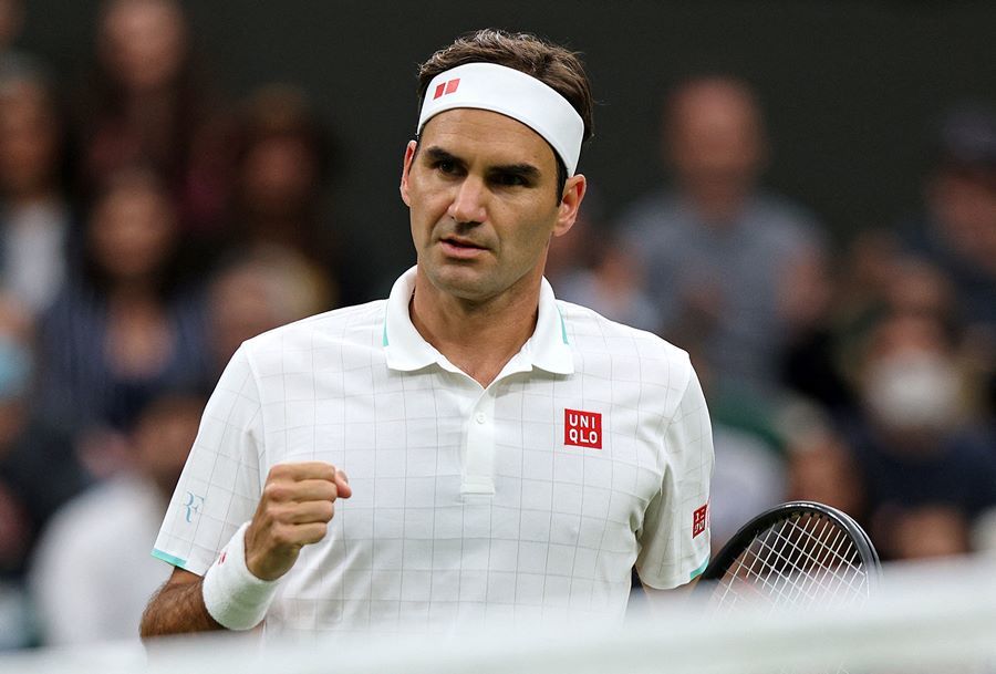 Federer ra quân chật vật, đối thủ bỏ cuộc ở set 5