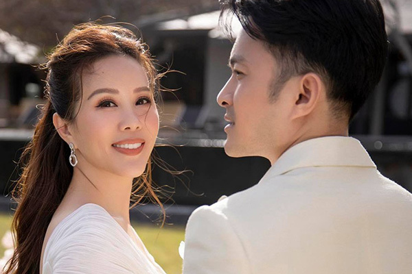 Yêu đương và hôn nhân lệch tuổi là trào lưu ở showbiz Việt?