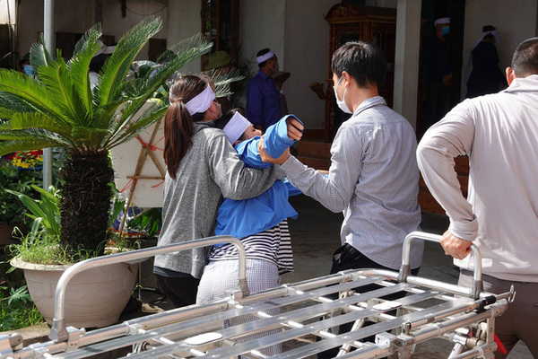 Khởi tố, tạm giam đối tượng giết vợ và bố mẹ vợ ở Thái Bình