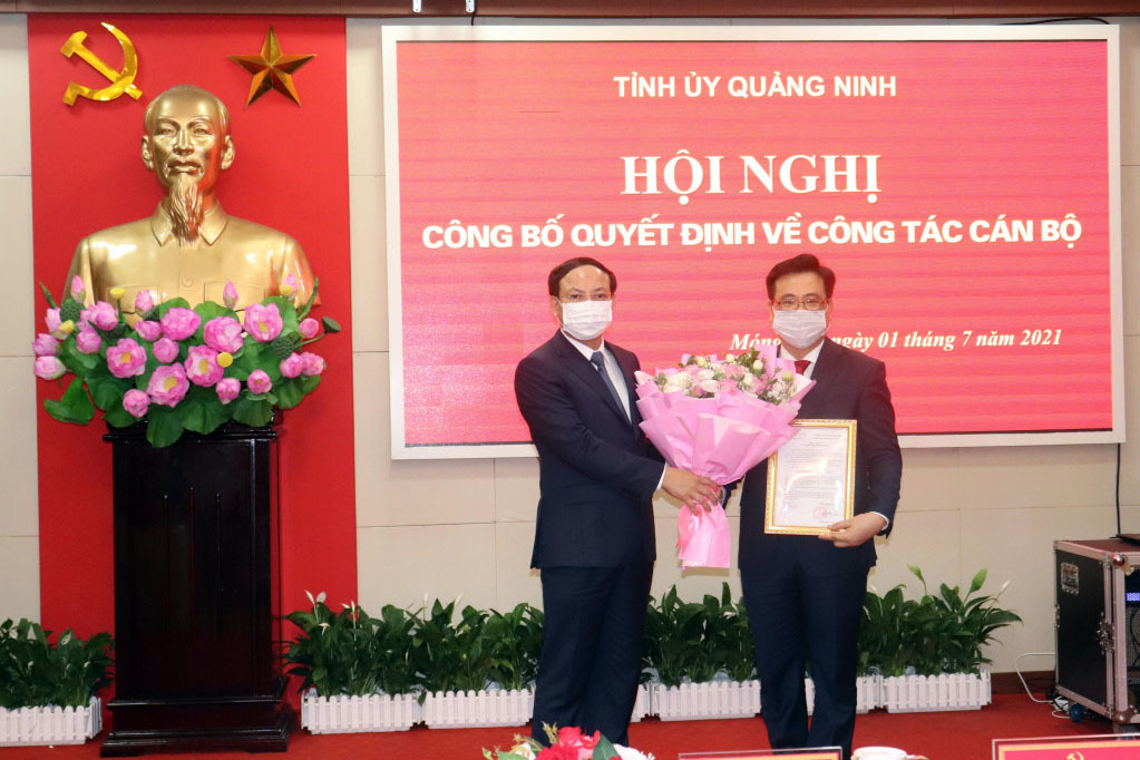 Quảng Ninh điều động 2 giám đốc sở làm Bí thư Móng Cái, Đông Triều