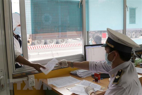 Vietnam-China border trade vibrant despite COVID-19