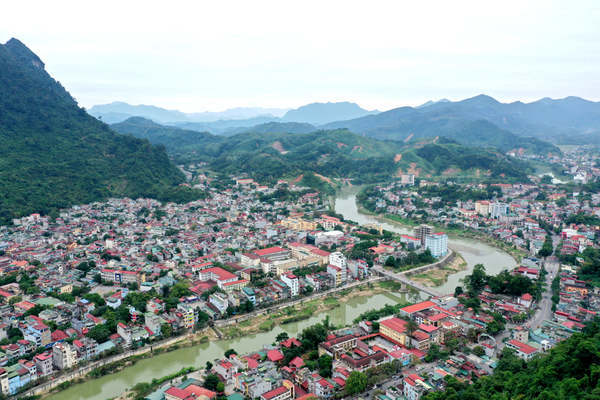 Bí Thư tỉnh ủy Hà Giang: Thành lập các tiểu ban chuyển đổi số, tập trung cho mục tiêu tăng trưởng kinh tế