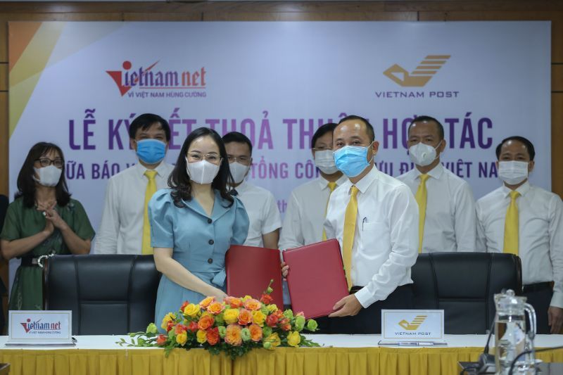 Vietnam Post làm tổng đại lý thu phí chuyên trang VietNamNet Premium