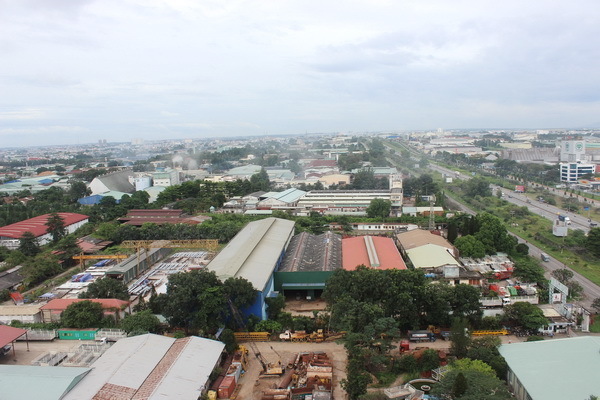 Giãn cách rộng nhưng phong tỏa hẹp, khi đã phong tỏa thì tập trung xét nghiệm kháng nguyên nhanh