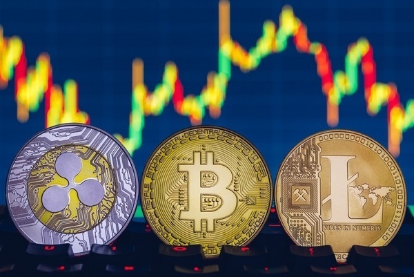 Lý do giá Bitcoin lao dốc