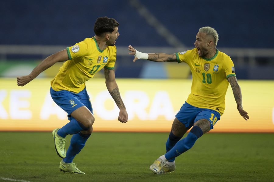 Chơi thiếu người, Brazil vẫn giành vé bán kết Copa America