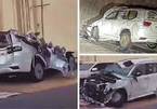 Lô xe Toyota Land Cruiser 2022 vỡ nát vì gặp nạn trên đường vận chuyển
