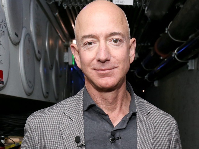 Tỷ phú Jeff Bezos từng 3 lần nói Amazon sẽ phá sản
