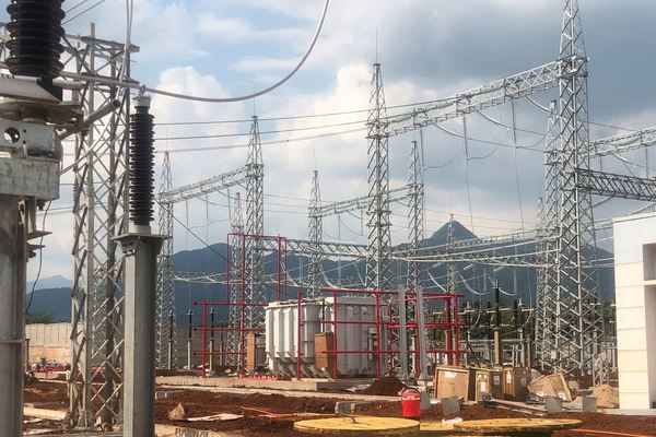 Đã có 17 nhà máy điện gió đăng ký truyền tải điện về trạm biến áp 220kV Lao Bảo