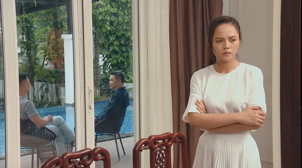 'Hương vị tình thân' tập 57, Nam ra viện, được Long cõng ...