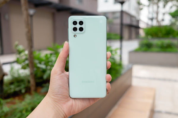 Phiên bản Galaxy A22 nào ‘được lòng’ gen Z?
