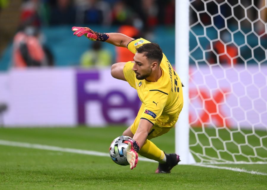 Người hùng Donnarumma đưa Italy vào chung kết EURO