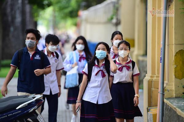 Bảy thí sinh Nghệ An trong top 10 khối C toàn quốc
