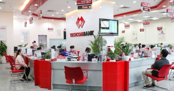 Ái nữ đại gia gốc Huế chào sàn với thương vụ nghìn tỷ