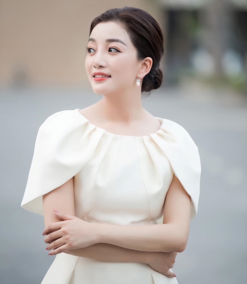 Ca sĩ gửi gạo, nhà chùa nấu cơm cùng Sài Gòn vượt đại dịch