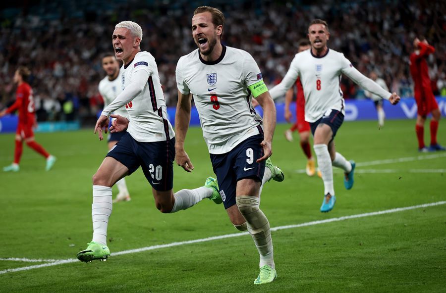 Harry Kane hóa người hùng, ĐT Anh lần đầu tiên vào chung kết EURO