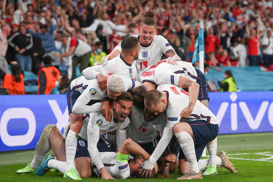 Anh vào chung kết EURO 2020: Chiến thắng của lòng kiêu hãnh