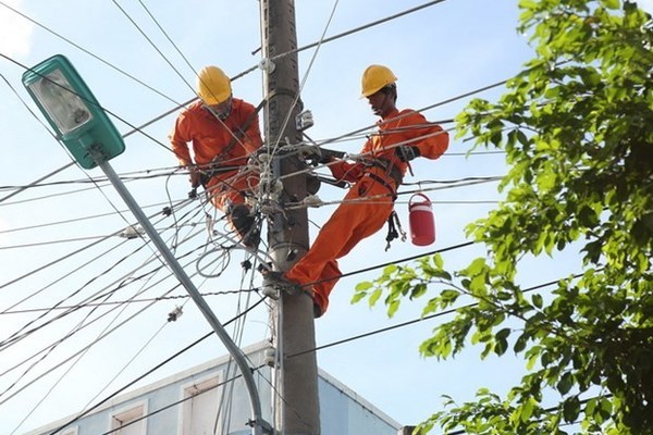 EVN yêu cầu chủ động ứng phó với áp thấp nhiệt đới có thể mạnh lên thành bão