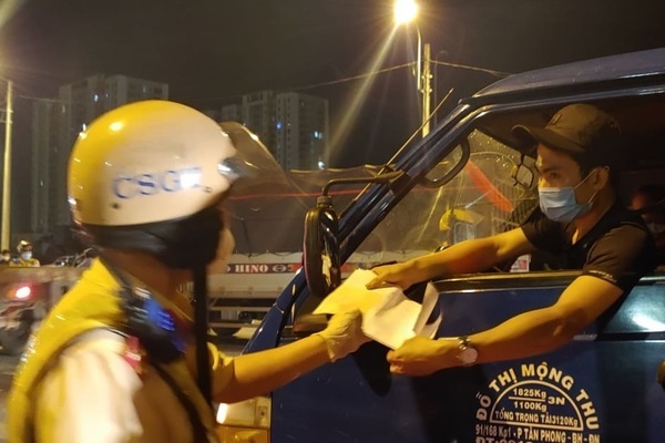 Sở GTVT hướng dẫn tạo ‘luồng xanh’ cho xe chở hàng ra vào TP.HCM