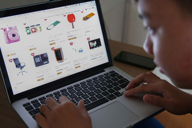 Nhận biết nhận xét giả khi mua hàng online