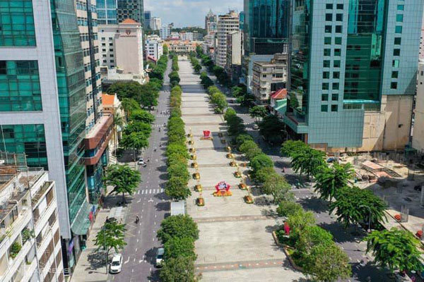 HCMC penalizes people going out for non-essential reasons