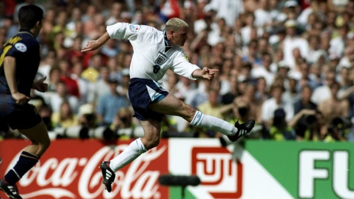 Top 10 bàn thắng đỉnh nhất của tuyển Anh ở EURO